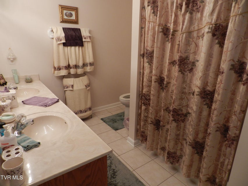 Photo #23: 128 Meadow Springs Lane