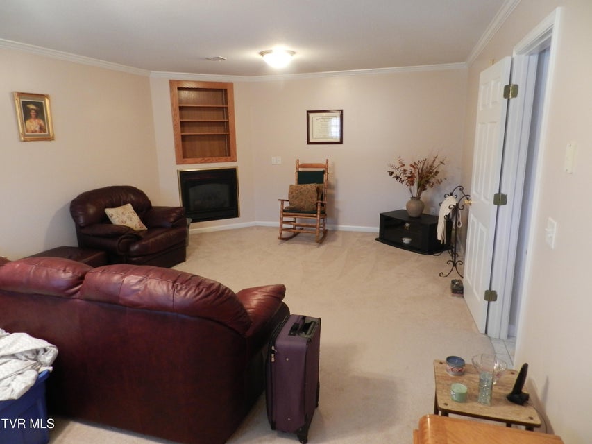 Photo #33: 128 Meadow Springs Lane