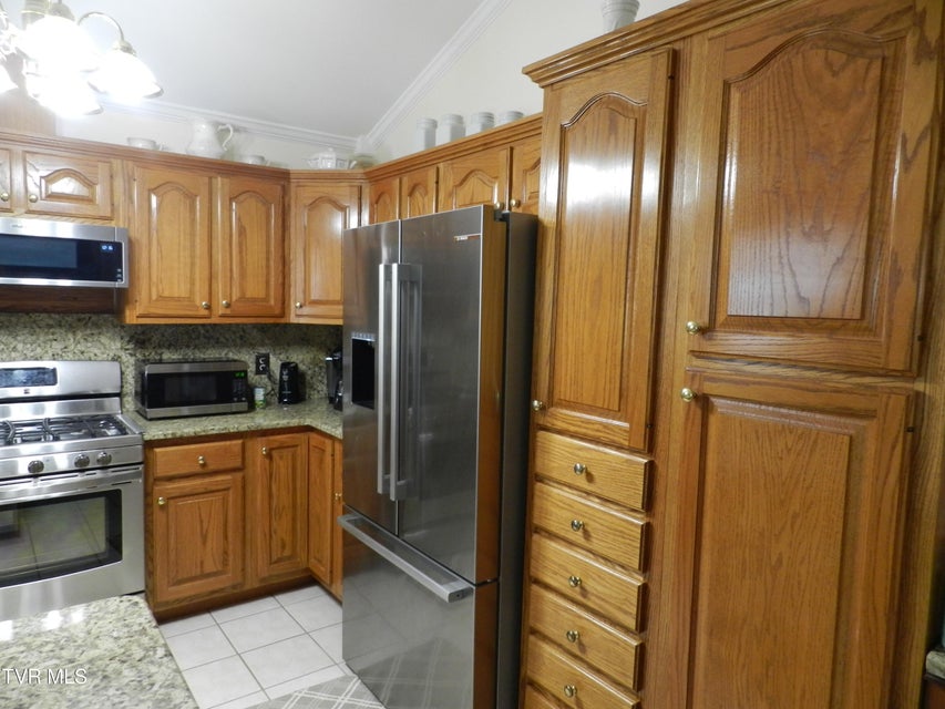 Photo #41: 128 Meadow Springs Lane