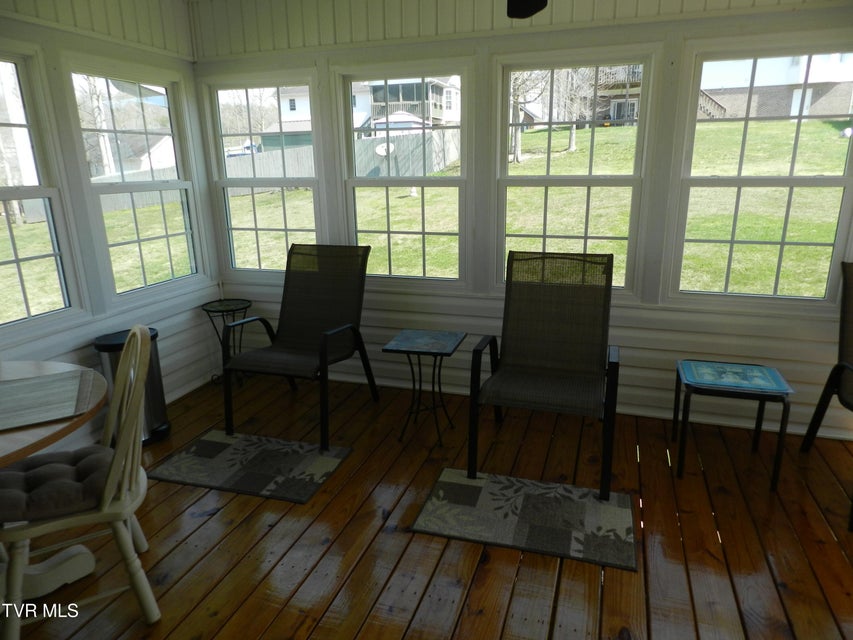 Photo #42: 128 Meadow Springs Lane