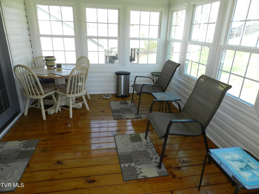 Photo #43: 128 Meadow Springs Lane