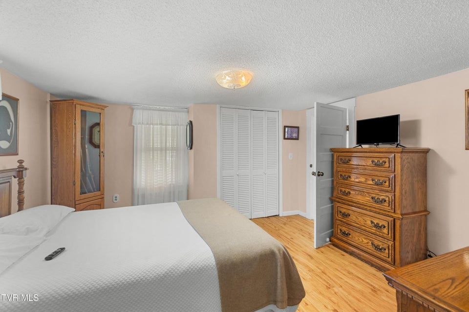 Photo #9: 2218 Rebel Hollow Road