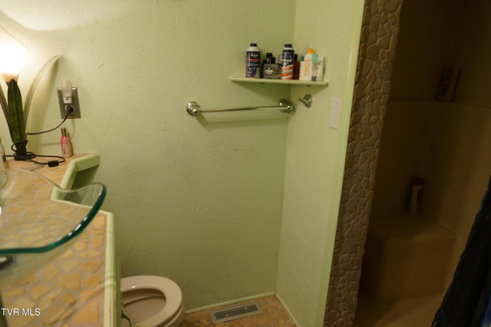 Photo #24: 1569 Rock Springs Road