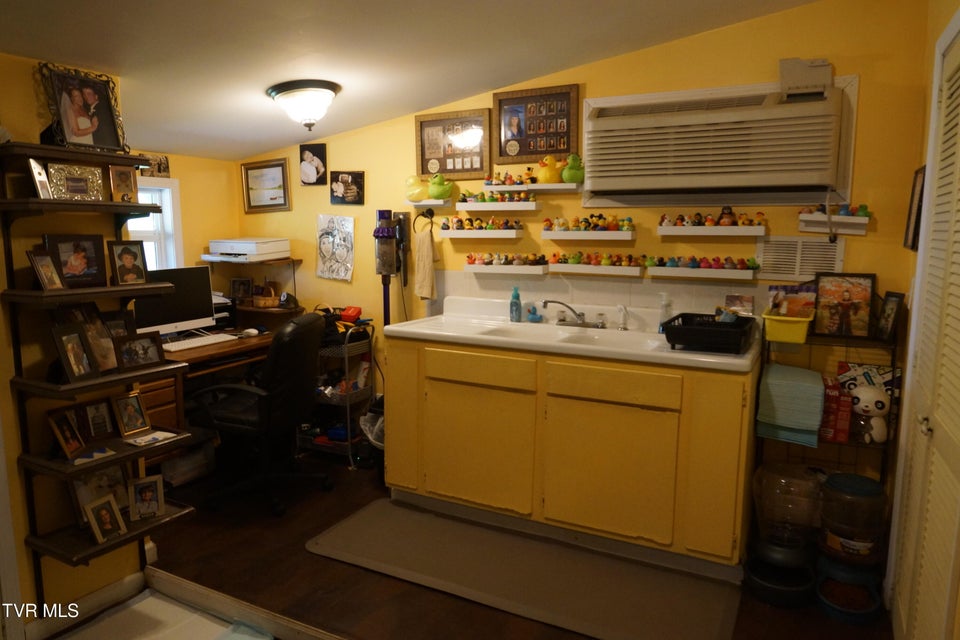 Photo #27: 1569 Rock Springs Road