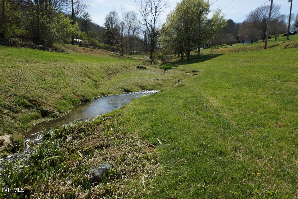 Photo #45: 1569 Rock Springs Road