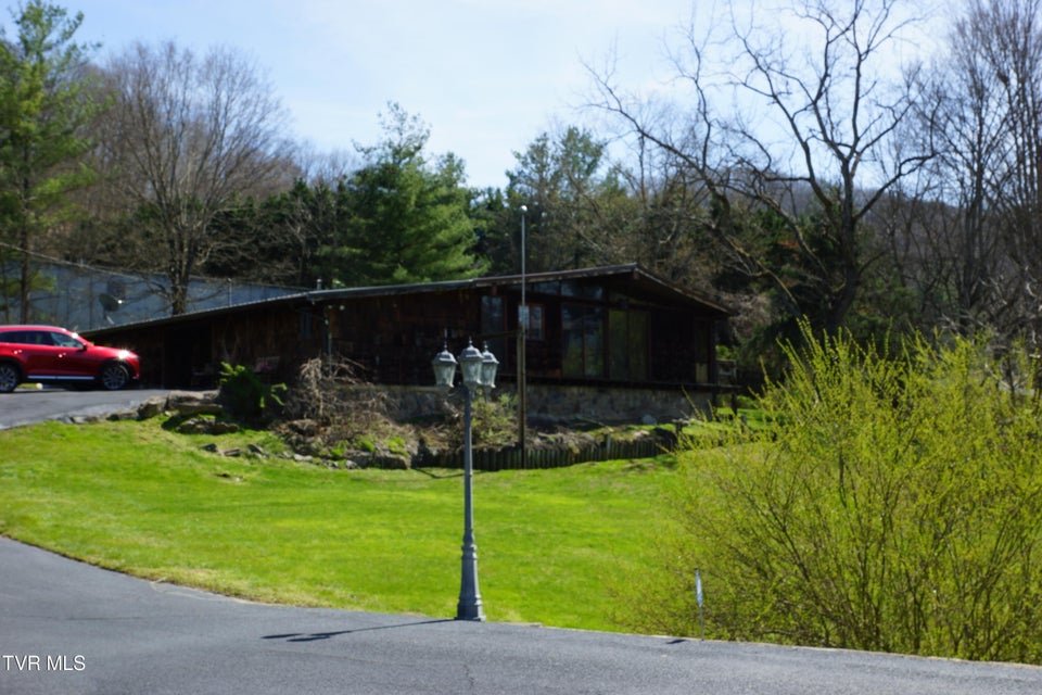 Photo #50: 1569 Rock Springs Road