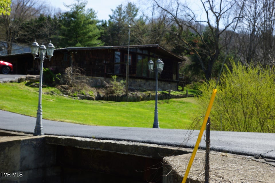 Photo #51: 1569 Rock Springs Road