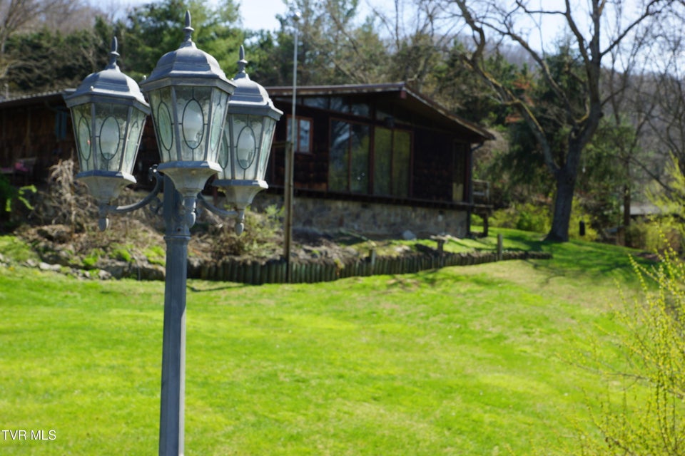 Photo #52: 1569 Rock Springs Road