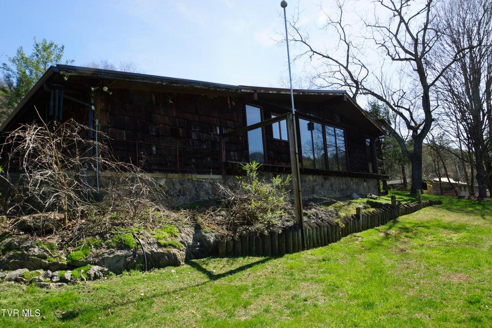 Photo #53: 1569 Rock Springs Road