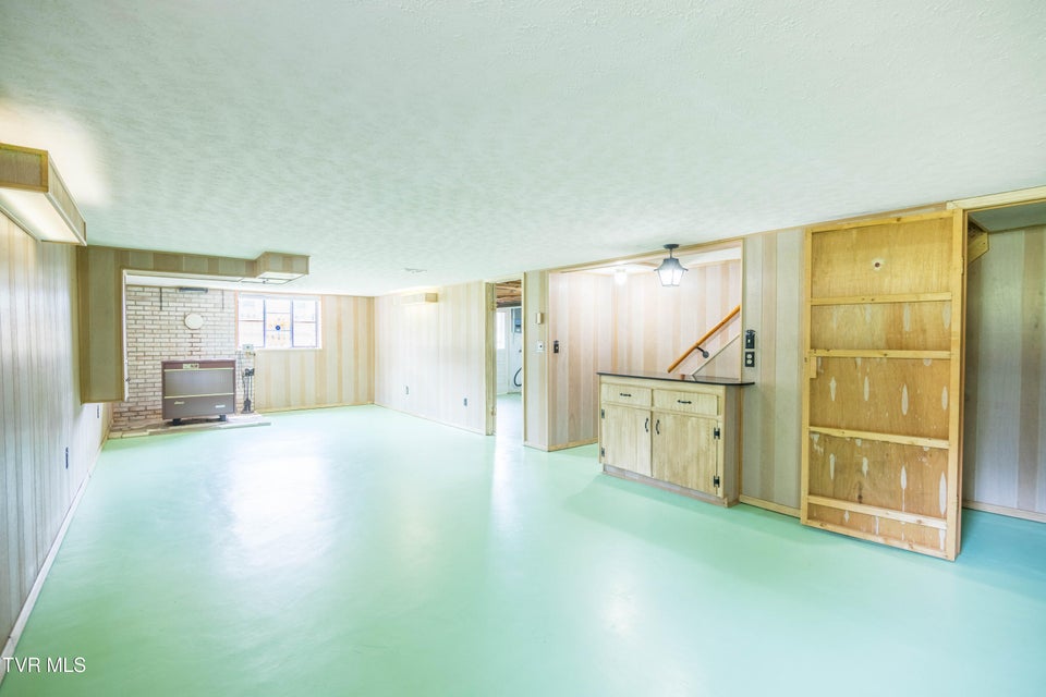 Photo #21: 208 Hogan Avenue