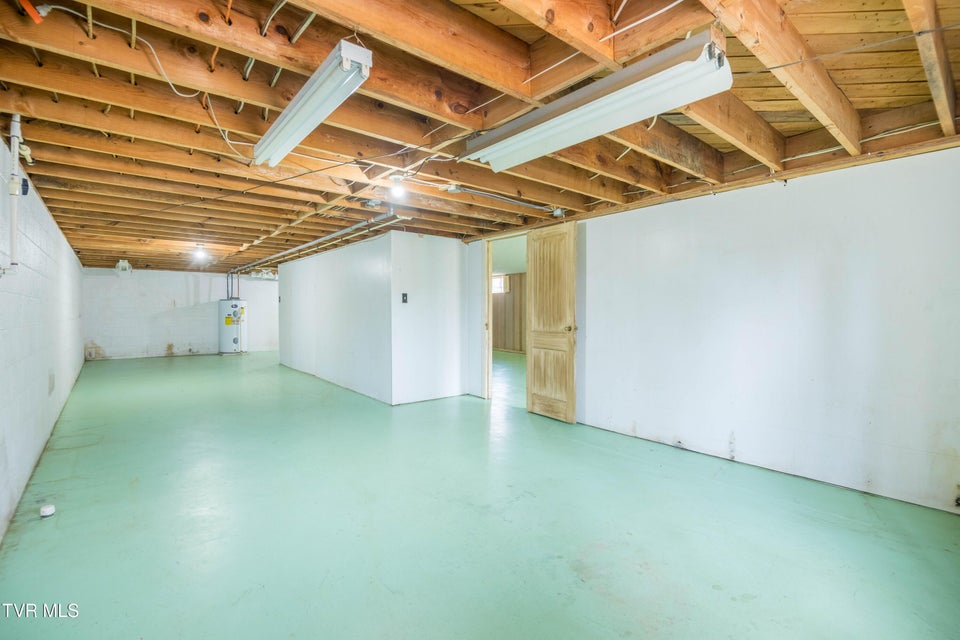 Photo #22: 208 Hogan Avenue