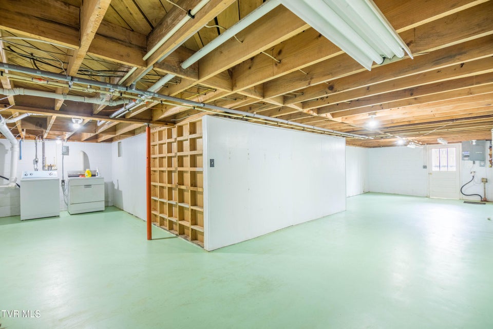 Photo #23: 208 Hogan Avenue