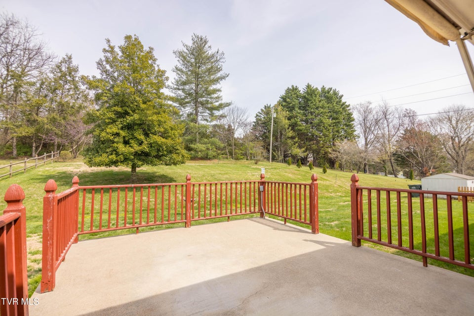 Photo #25: 208 Hogan Avenue