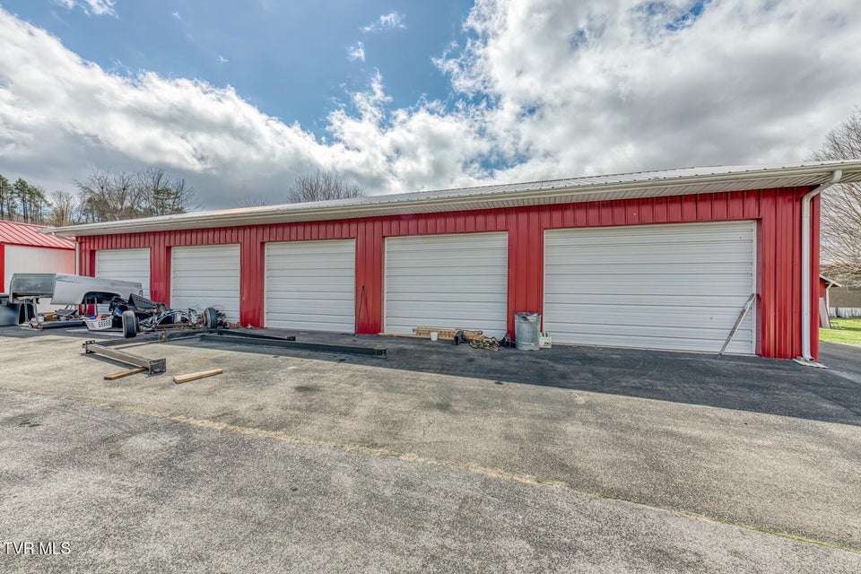 Photo #16: 4456 Lee Highway