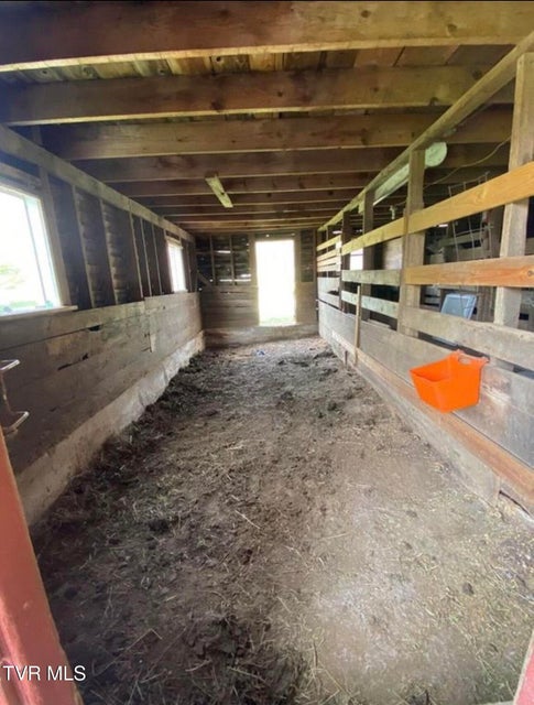 Photo #25: 4456 Lee Highway