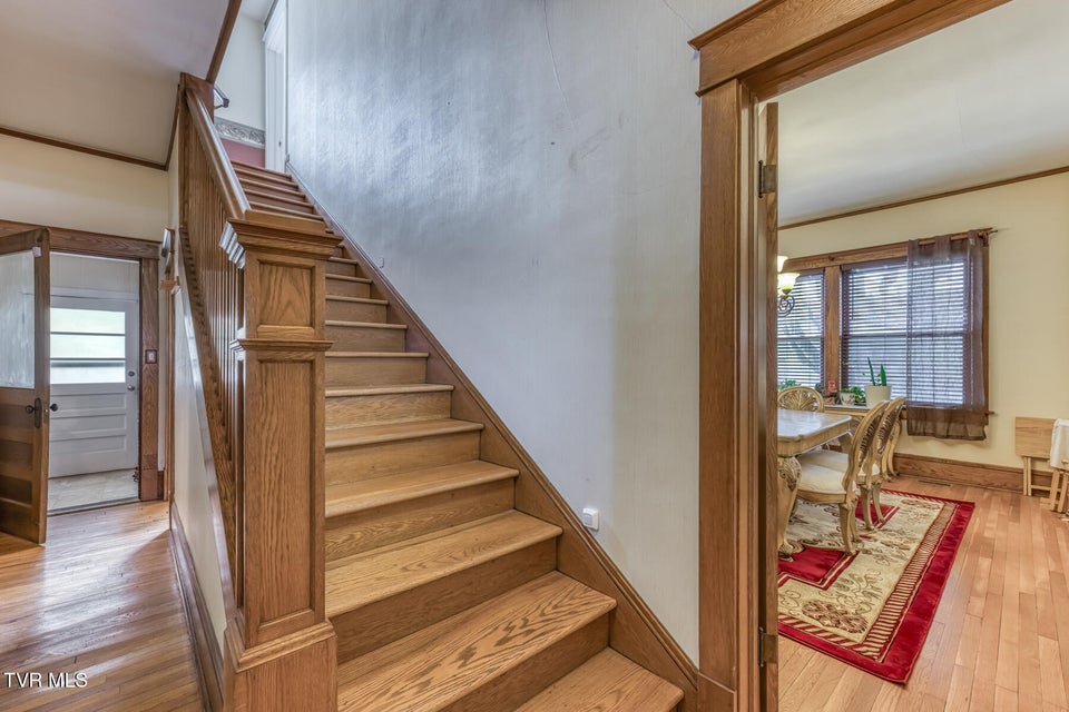 Photo #48: 4456 Lee Highway