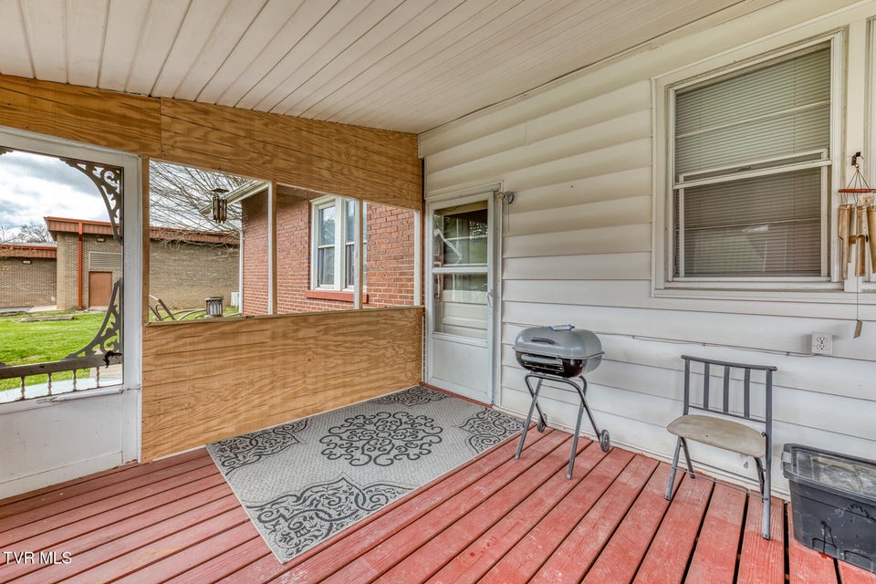 Photo #59: 4456 Lee Highway