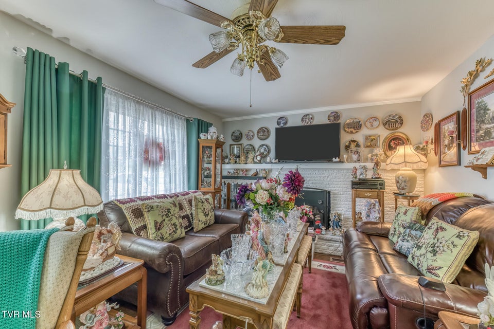 Photo #13: 633 Old Airport Road