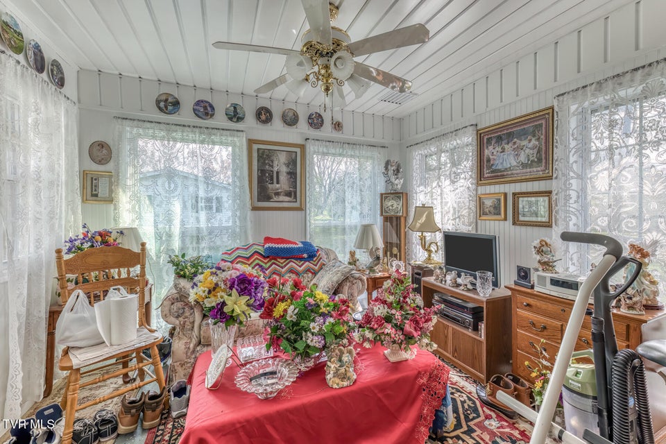 Photo #20: 633 Old Airport Road