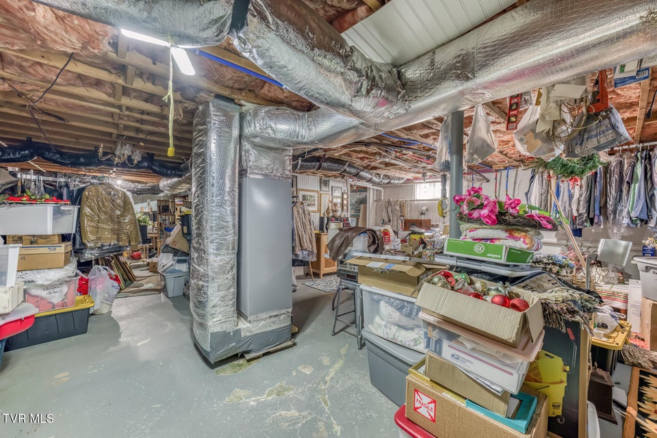 Photo #29: 633 Old Airport Road