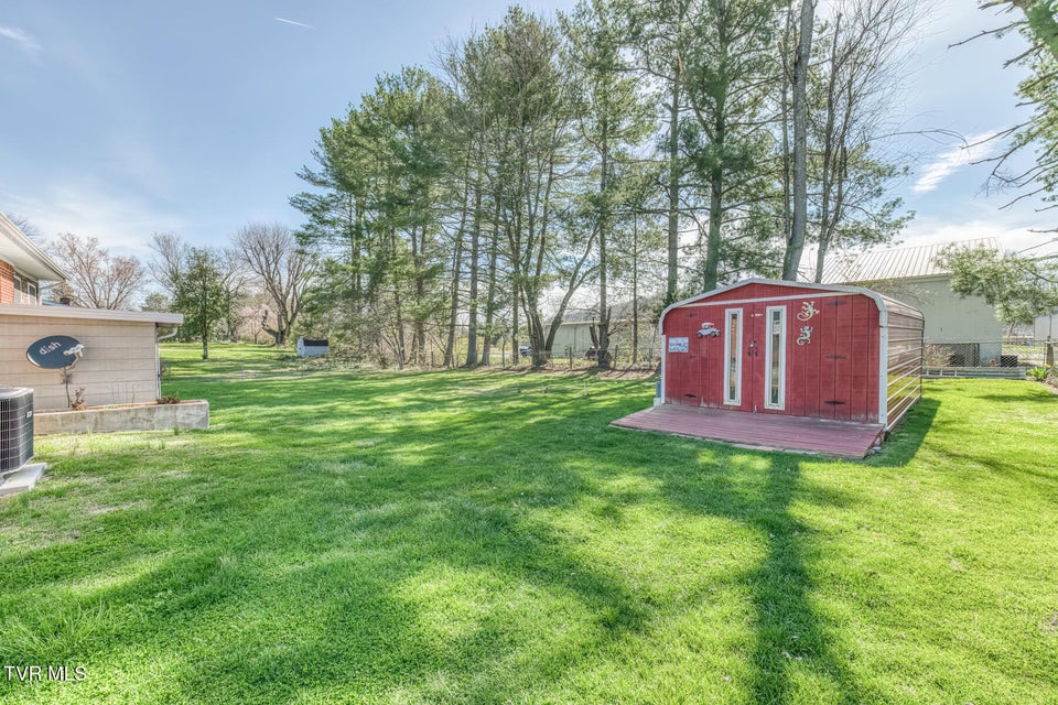 Photo #11: 633 Old Airport Road