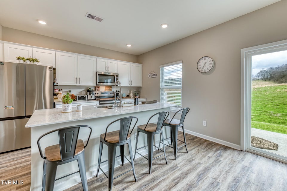 Photo #11: 90 Thistle Drive