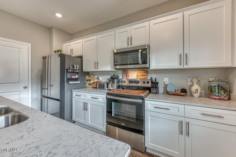 Photo #15: 90 Thistle Drive