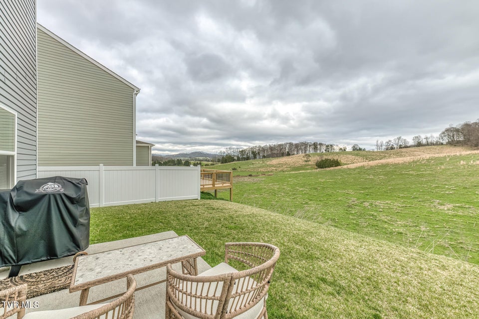 Photo #34: 90 Thistle Drive