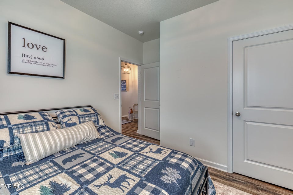 Photo #9: 1028 Tara Court