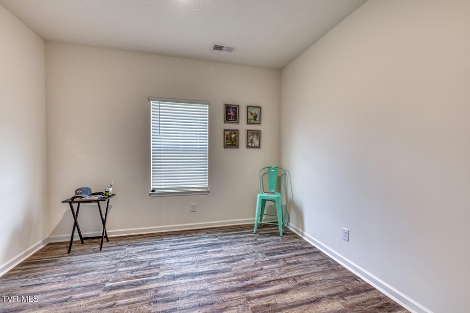 Photo #11: 1028 Tara Court