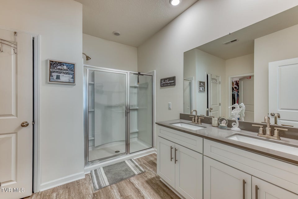 Photo #26: 1028 Tara Court