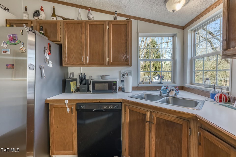 Photo #11: 1424 Reedy Creek Road