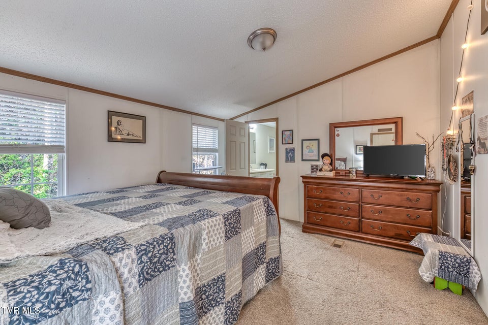 Photo #13: 1424 Reedy Creek Road