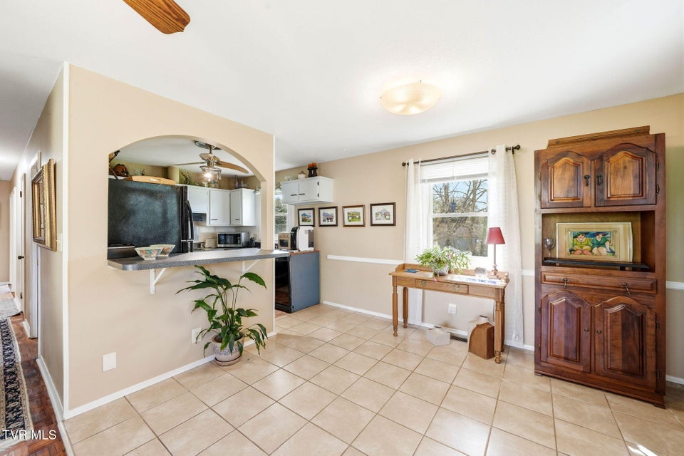 Photo #10: 4013 Englewood Boulevard