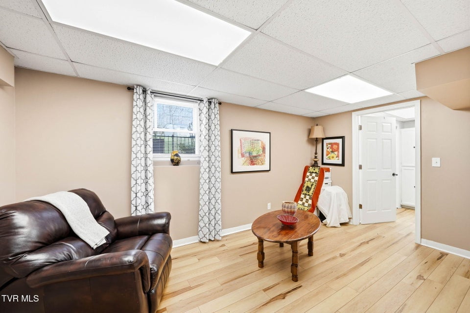 Photo #22: 4013 Englewood Boulevard