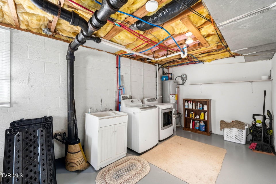 Photo #27: 4013 Englewood Boulevard