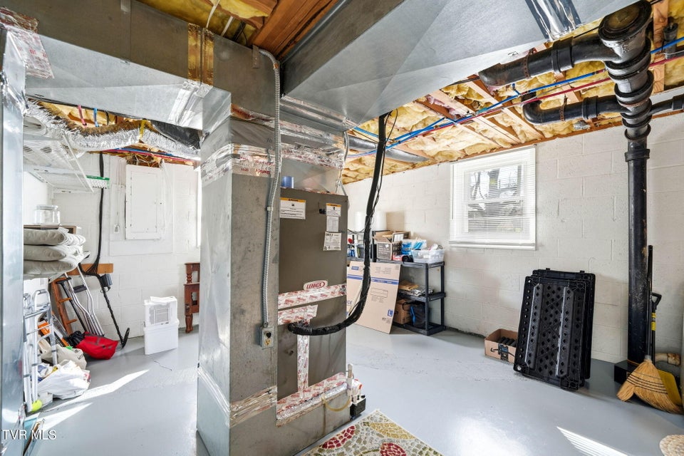 Photo #28: 4013 Englewood Boulevard