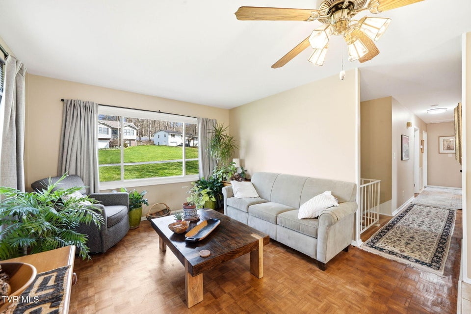 Photo #6: 4013 Englewood Boulevard