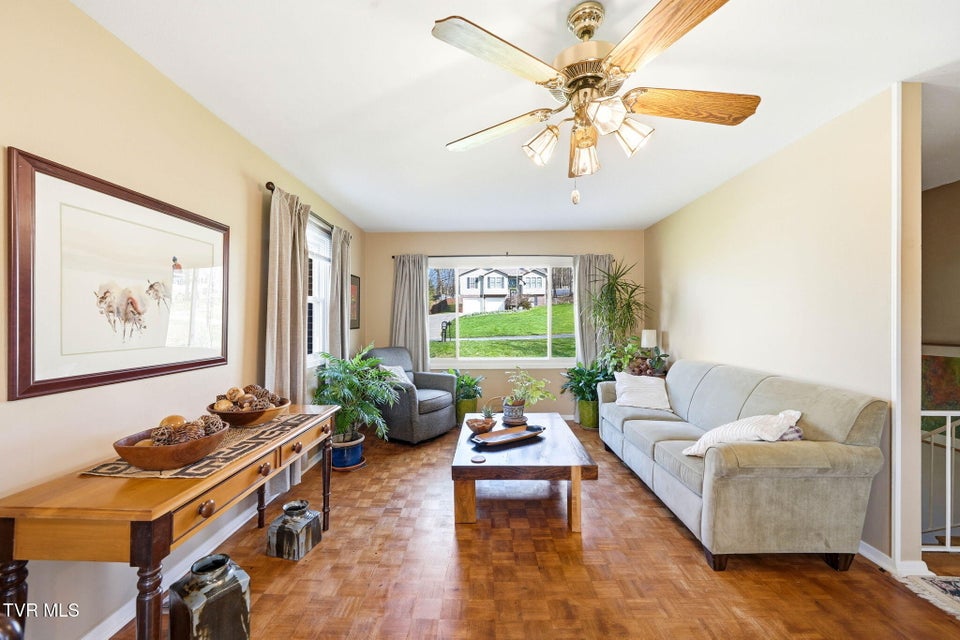 Photo #7: 4013 Englewood Boulevard