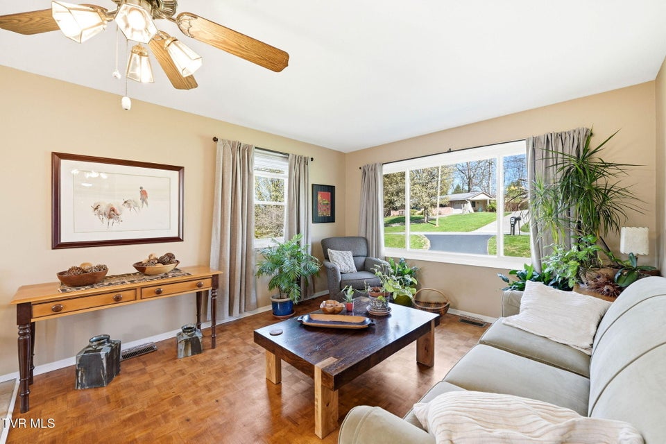 Photo #2: 4013 Englewood Boulevard