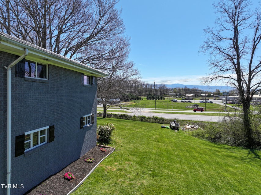 Photo #31: 1726 Lafayette Street