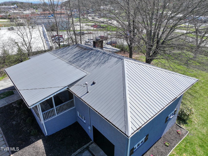 Photo #32: 1726 Lafayette Street