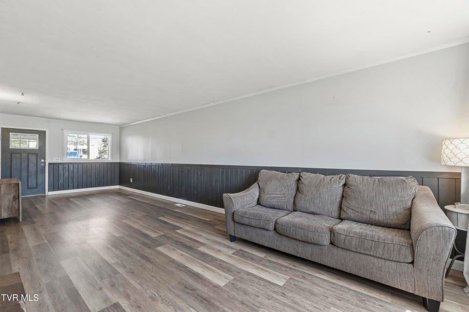 Photo #9: 1726 Lafayette Street