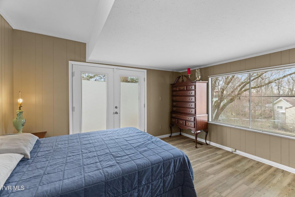 Photo #13: 757 Outer Drive