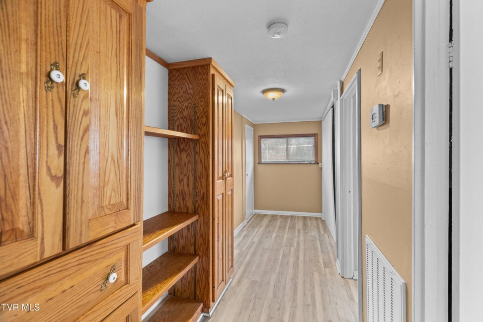 Photo #7: 757 Outer Drive