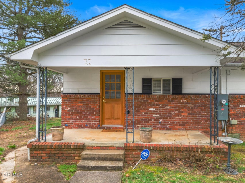 Photo #25: 757 Outer Drive