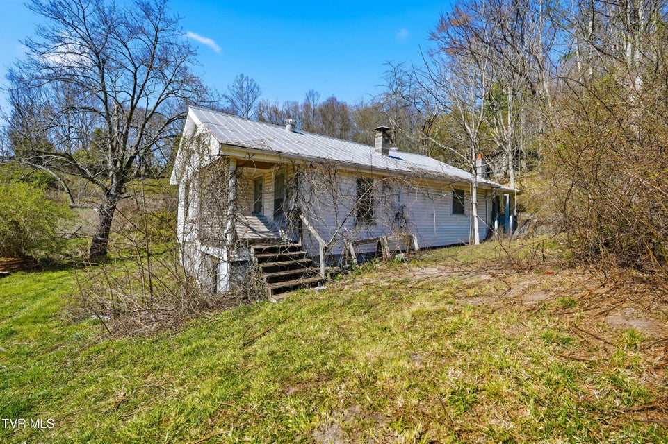 Photo #4: 486 Cloud High Road