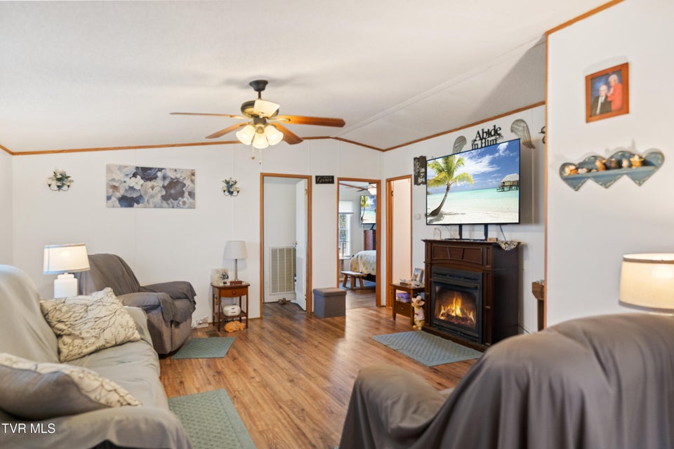 Photo #34: 645 & 647 Seaton Road