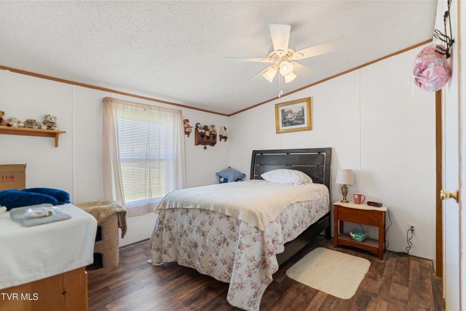 Photo #38: 645 & 647 Seaton Road