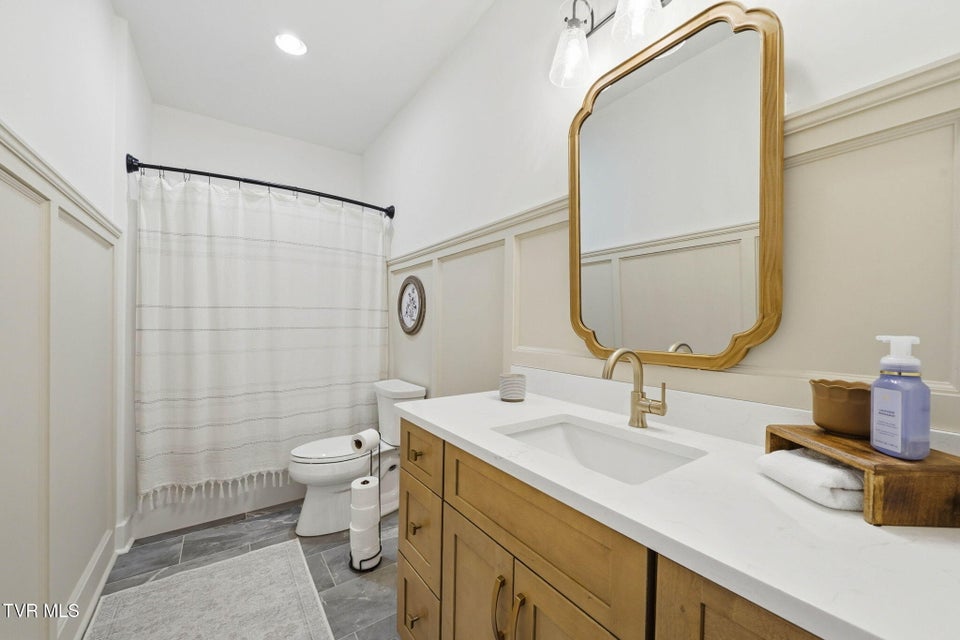 Photo #28: 335 Gransley Court